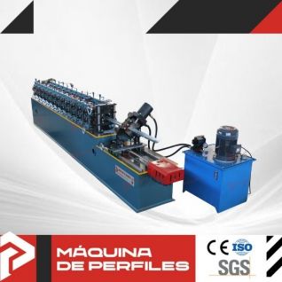 Máquina de perfiles en Ω