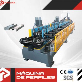 Máquina para fabricar quillas de acero ligero